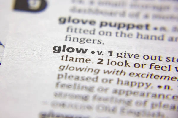 Word or phrase Glow in a dictionary.