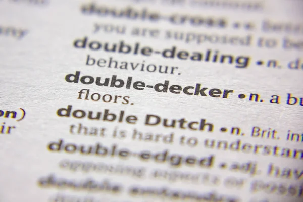 Sözlükteki sözcük veya tümcecik Çift katlı.