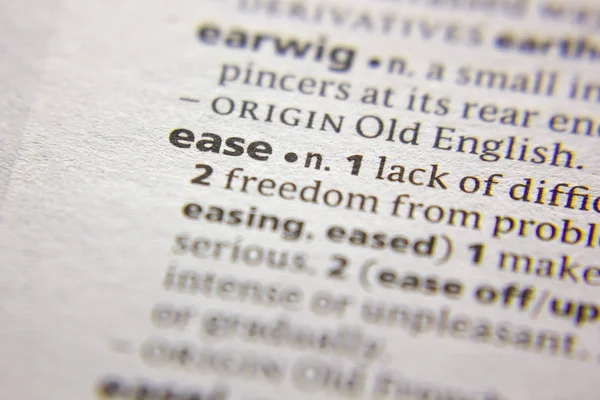 Sözlükteki sözcük veya tümcecik Kolaylığı.