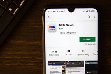 İvanovsk, Rusya-21 Temmuz 2019: akıllı telefonun ekranında NPR haber uygulaması.
