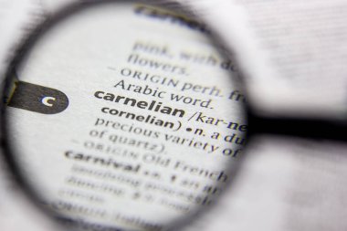 Kelime veya cümle Carnelian bir sözlük.