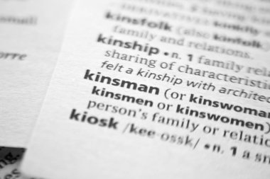 Sözlükte kelime veya cümle Kinsman.