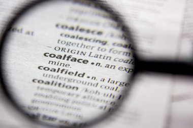 Kelime veya cümle coalface bir sözlük.