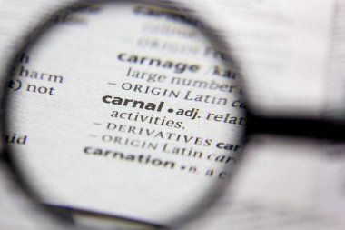 Kelime veya cümle carnal bir sözlük.