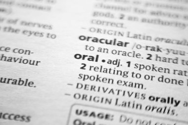 Sözlük kelime veya cümle sözlü.