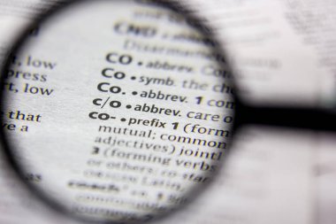 Sözlük içinde kelime veya cümle Co.