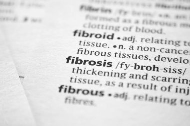 Kelime veya cümle fibrozis bir sözlük.