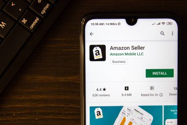 İvanovsk, Rusya-21 Temmuz 2019: Smartphone ekranda Amazon Seller uygulaması.