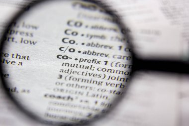 Kelime veya cümle ortak bir sözlük.