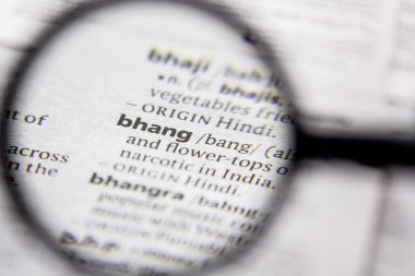 Kelime veya cümle bhang bir sözlük.