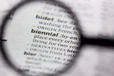 Kelime veya cümle Bienali bir sözlük.