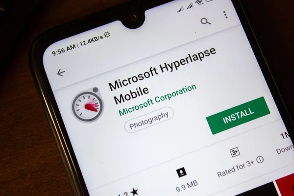 Ивановск, Россия - 07 июля 2019 года: Microsoft Hyperlapse Mobile app on the display of smartphone or tablet. — стоковое фото