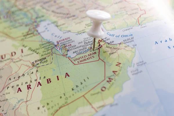 世界地図上のアラブ首長国連邦または米国. — ストック写真