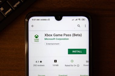 Ivanovsk, Rusya - 07 Temmuz 2019: Akıllı telefon veya tablet ekranında Xbox Game Pass beta uygulaması.
