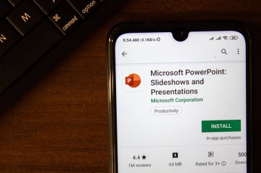 İvanovsk, Rusya-07 Temmuz 2019: akıllı telefon veya tablet ekranında Microsoft PowerPoint uygulaması.