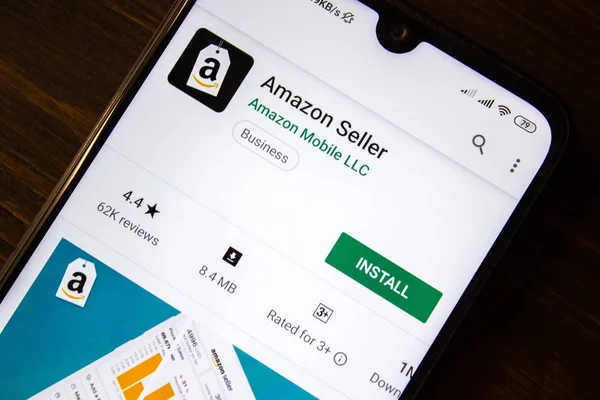 İvanovsk, Rusya-21 Temmuz 2019: Smartphone ekranda Amazon Seller uygulaması.