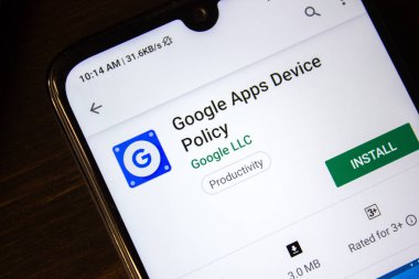 Ivanovsk, Rusya - 21 Temmuz 2019: Google Apps Cihaz Politikası uygulaması akıllı telefonun ekranında.
