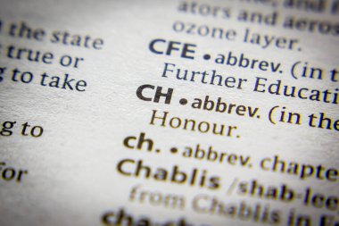 Sözlükteki sözcük veya ch tümceciği.