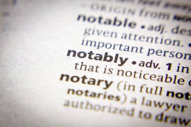 Sözlükte özellikle sözcük veya tümcecik.