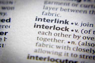 Sözlükte Sözcük veya tümcecik Kilitleme.