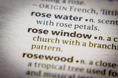 Sözlükteki sözcük veya tümcecik Rose penceresi.
