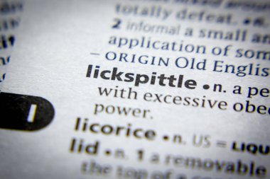 Sözlükte Kelime veya ifade Lickspittle.