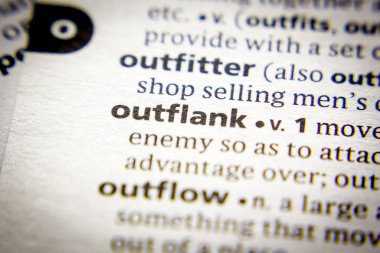 Sözlükte Sözcük veya tümcecik Outflank.