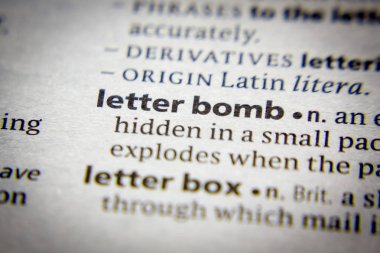 Sözlükte kelime veya ifade Harf bombası.