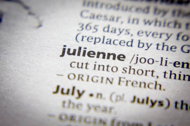 Sözlükte kelime veya ifade Julienne.