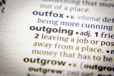 Sözlükte Giden Sözcük veya tümcecik.