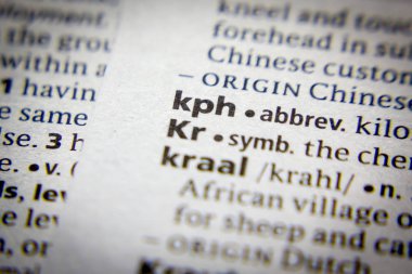 Sözlükteki sözcük veya tümcecik kph.