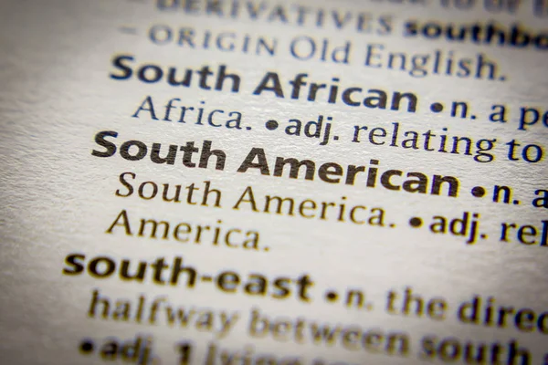 Palavra ou frase Sul-americano em um dicionário . — Fotografia de Stock