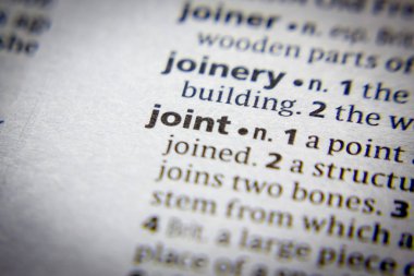 Sözlükte Ortak sözcük veya tümcecik.