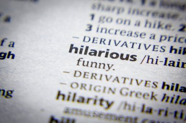 Sözlükte Komik Sözcük veya tümcecik.