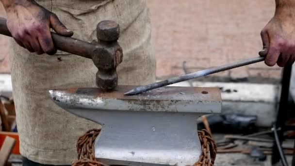 Close Footage Blacksmith Street Festival Stand City Square — Stock Video