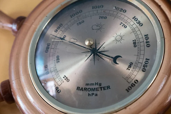 Een Oude Vintage Barometer Muur — Stockfoto