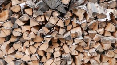 Arka plan olarak güzel bir odun yığını