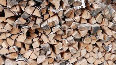 Arka plan olarak güzel bir odun yığını