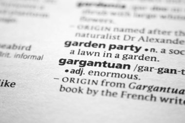 Sözlükte Gargantuan kelimesi ya da cümlesi