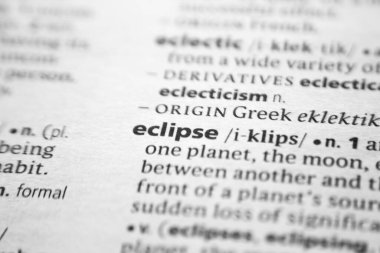 Sözlükte kelime veya cümle tutulması