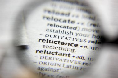 Sözlükte Gönülsüzlük sözcüğü veya ifadesi