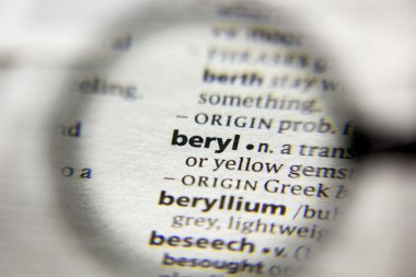 Sözlükte Beryl sözcüğü veya cümlesi