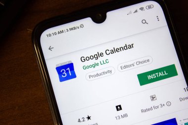 Ivanovsk, Rusya - 07 Temmuz 2019: Akıllı telefon veya tablet ekranında Google Takvim uygulaması