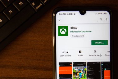 Ivanovsk, Rusya - 07 Temmuz 2019: Akıllı telefon veya tablet ekranında Xbox uygulaması