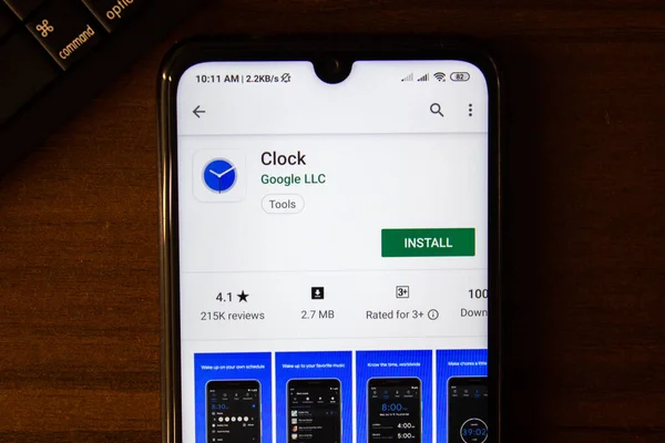 Ivanovsk Rosja Lipca 2019 Aplikacja Zegar Google Wyświetlaczu Smartfona Lub — Zdjęcie stockowe