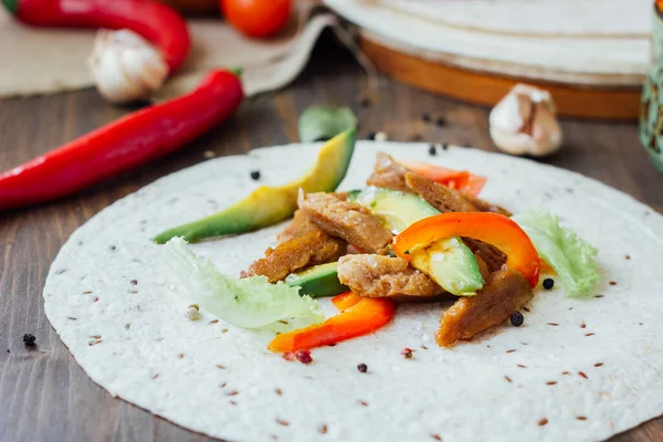 Fajitas Végétariennes Nourriture Traditionnelle Mexicaine Sur Liste Pain Tortilla — Photo