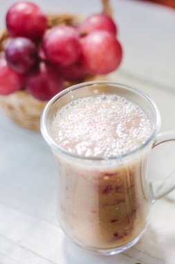 Üzümlü, beyaz üzümlü, üzümlü.