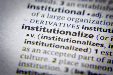 Sözlükte Kurumsallaştır