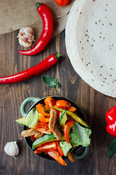 Vegetarisk Variant Mexikanska Fachitos Träskiva — Stockfoto