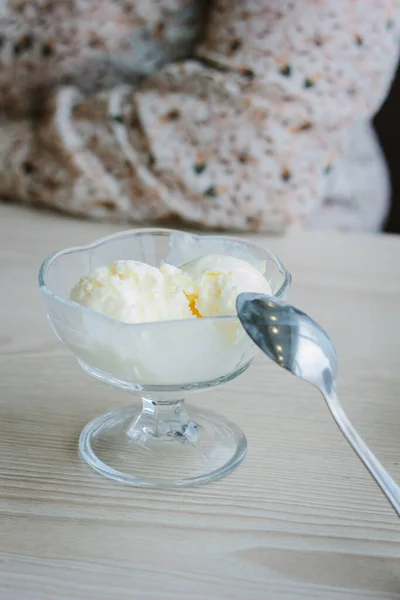 Balls Ice Cream Glass Bowl — Stock Photo, Image